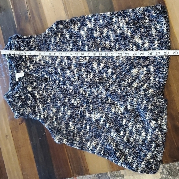 Chico's Knit Open Front Sweater Vest/Cardigan Size 8 - Picture 9 of 9